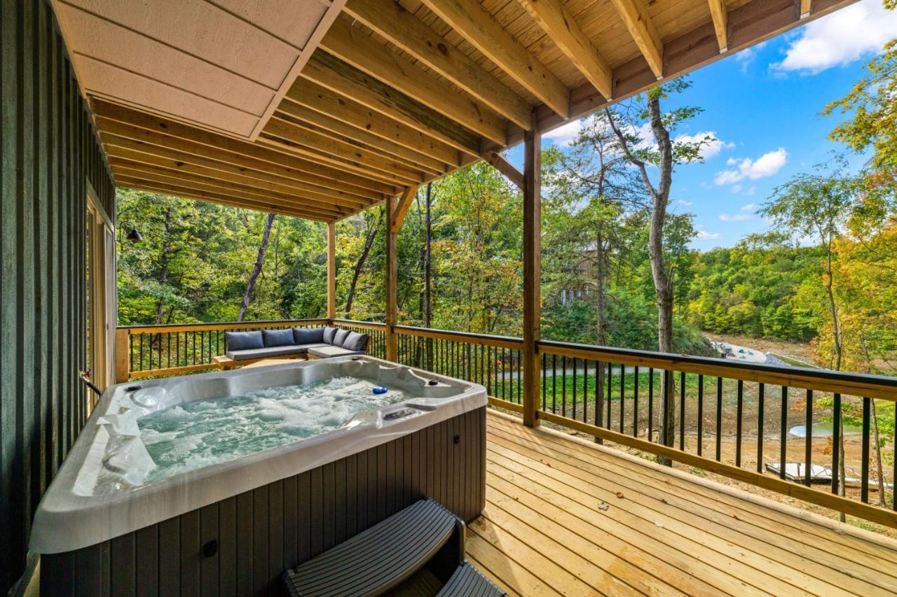 Cozy Cove Retreat W Lake View Hot Tub Firepit Dandridge Ngoại thất bức ảnh