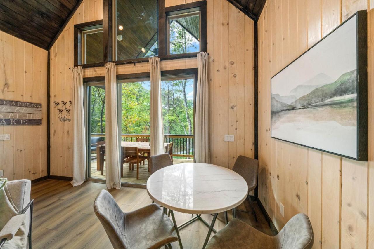 Cozy Cove Retreat W Lake View Hot Tub Firepit Dandridge Ngoại thất bức ảnh